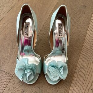 Turquoise Badley Mischka 4” heels